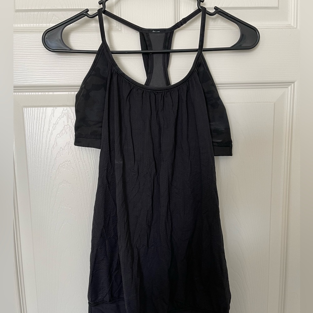 Lululemon shirt with built in sports bra